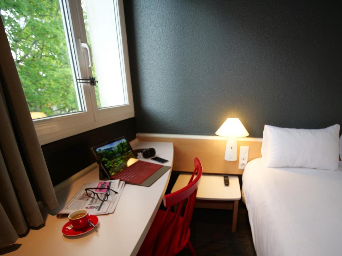 Готель Ibis Chartres Ouest Luce Екстер'єр фото
