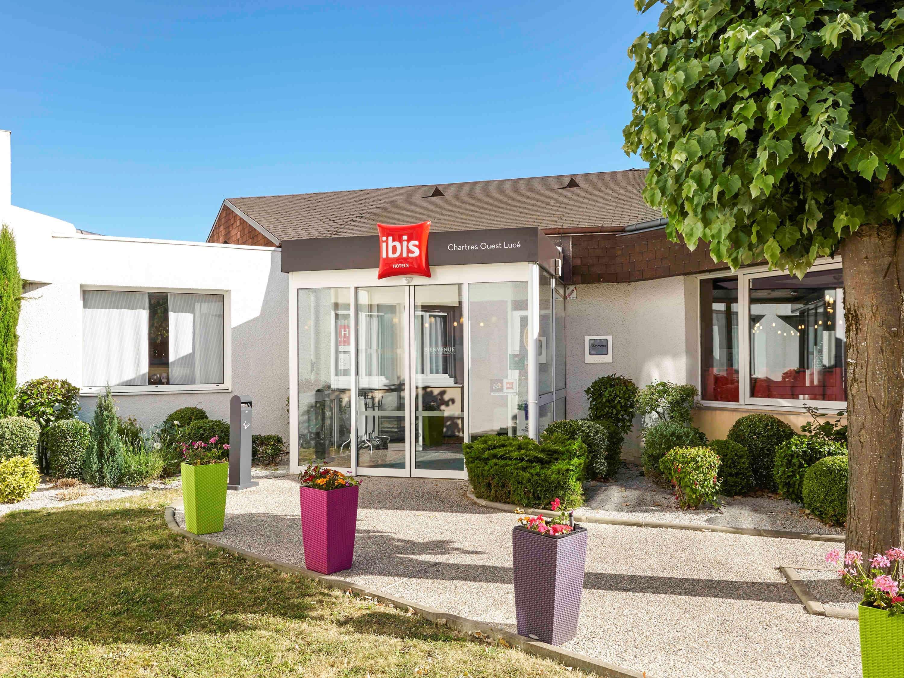 Готель Ibis Chartres Ouest Luce Екстер'єр фото